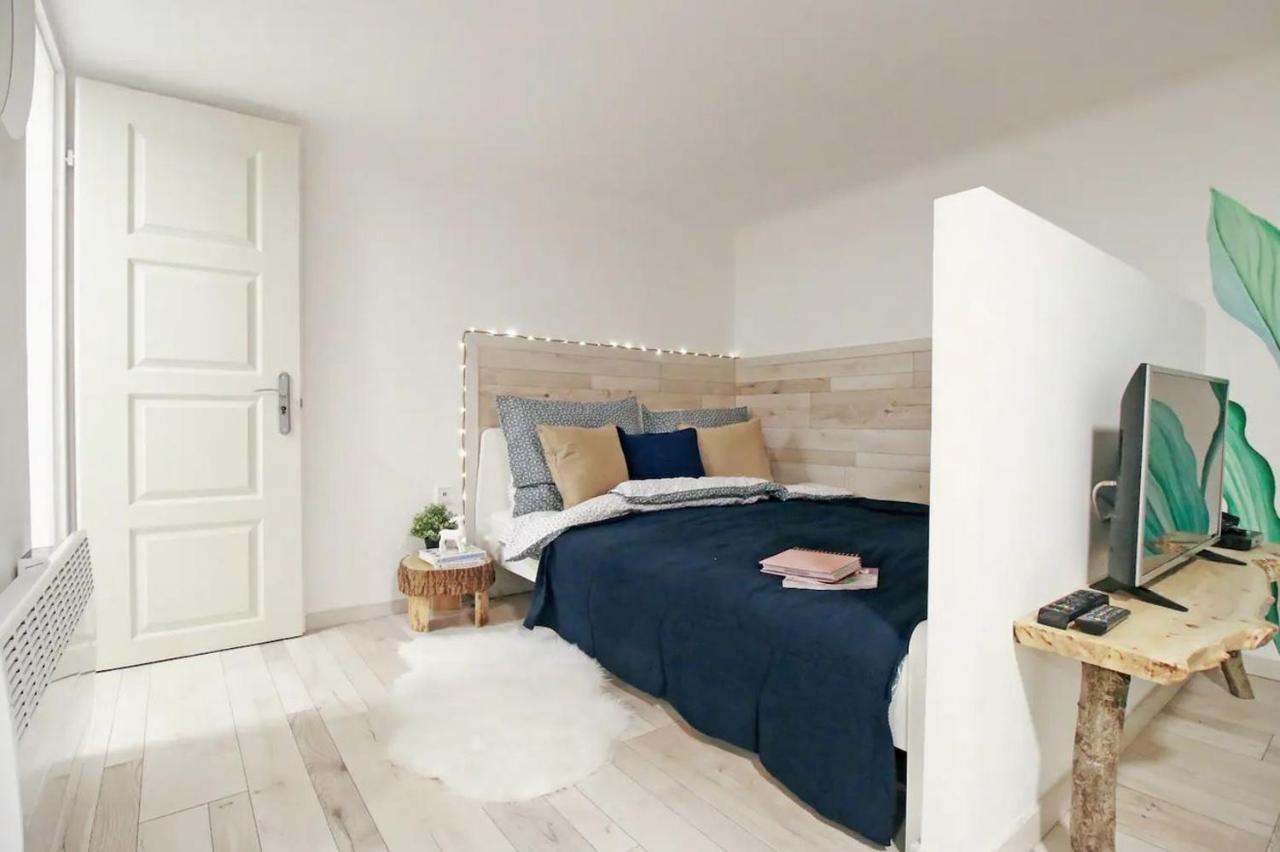 בודפשט Cosy Cottage - Cheerful Apartment In The Center מראה חיצוני תמונה